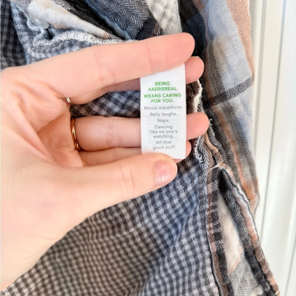 Aerie Gray/Beige 100% Cotton Checkered Shirt (size large) - Picture 6 of 9